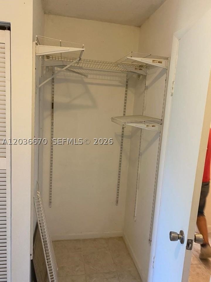 2800 Nw 56th Ave #E401 - Photo 6 of 11