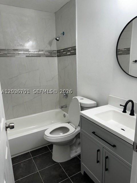 6970 Nw 177th St #M104 - Photo 3 of 10
