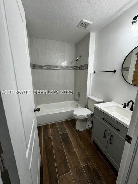 6970 Nw 177th St #M104 - Photo 4 of 10