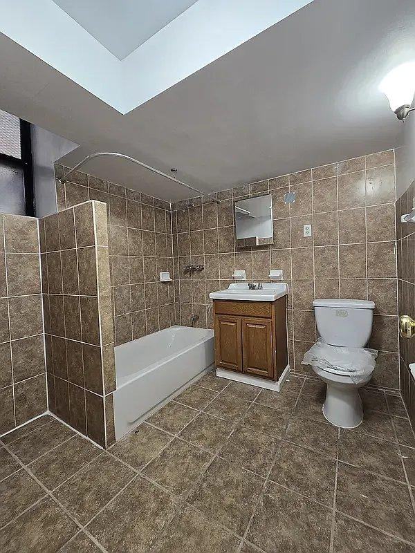 3451 Giles Pl - Photo 4 of 6