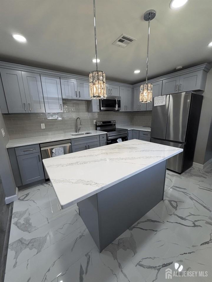 12 Stony Rd - Photo 5 of 20