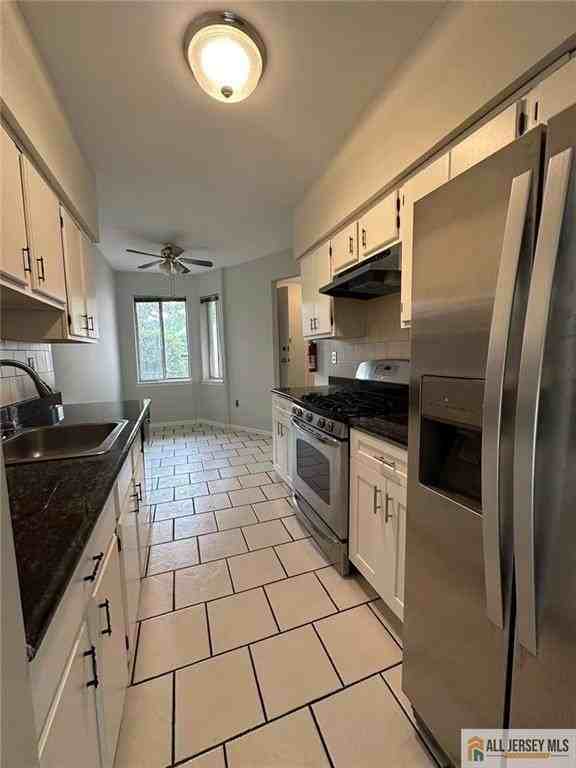 156 Nathan Dr - Photo 5 of 6