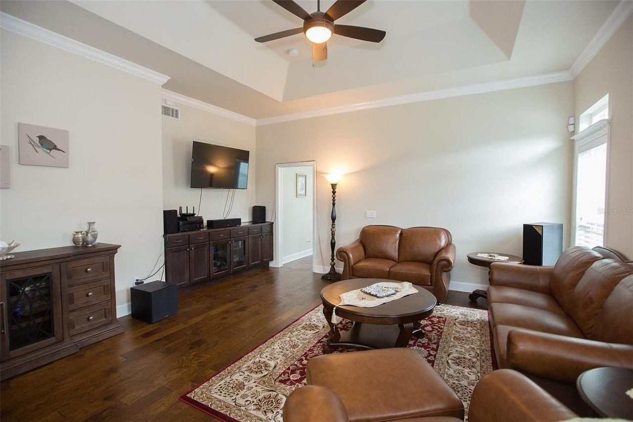 7440 Sw 80th Dr - Photo 3 of 35