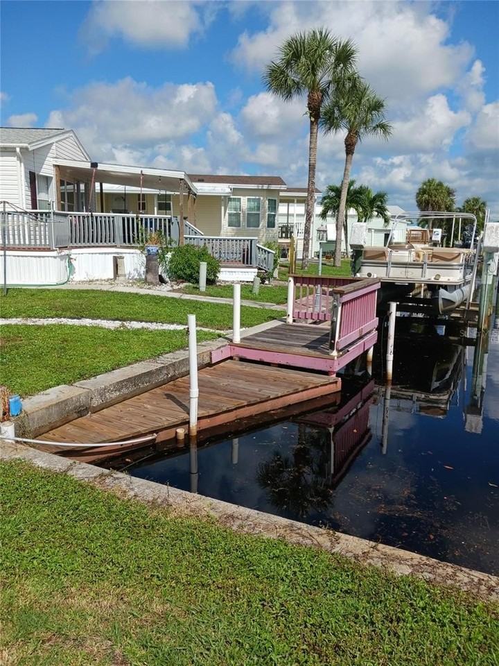 2906 Coquina Esplanade - Photo 5 of 19