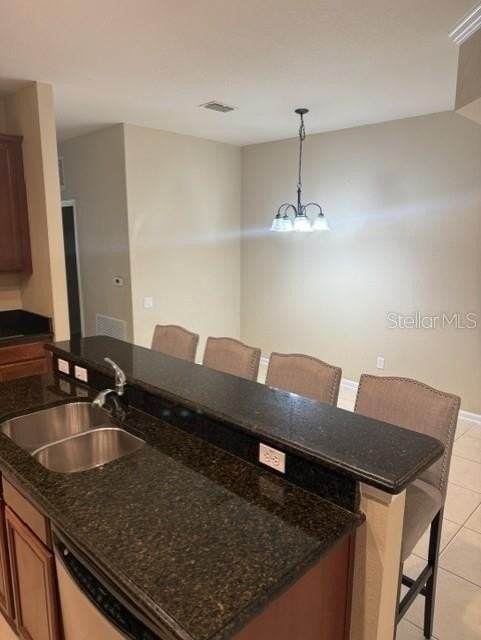 7735 Fairgrove Ave - Photo 5 of 28