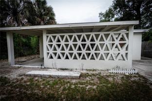 209 W Emily St - Photo 1 of 1