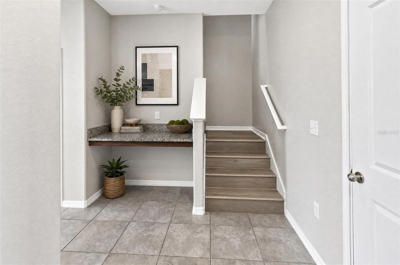 15504 Florence Hollow Pl - Photo 4 of 40