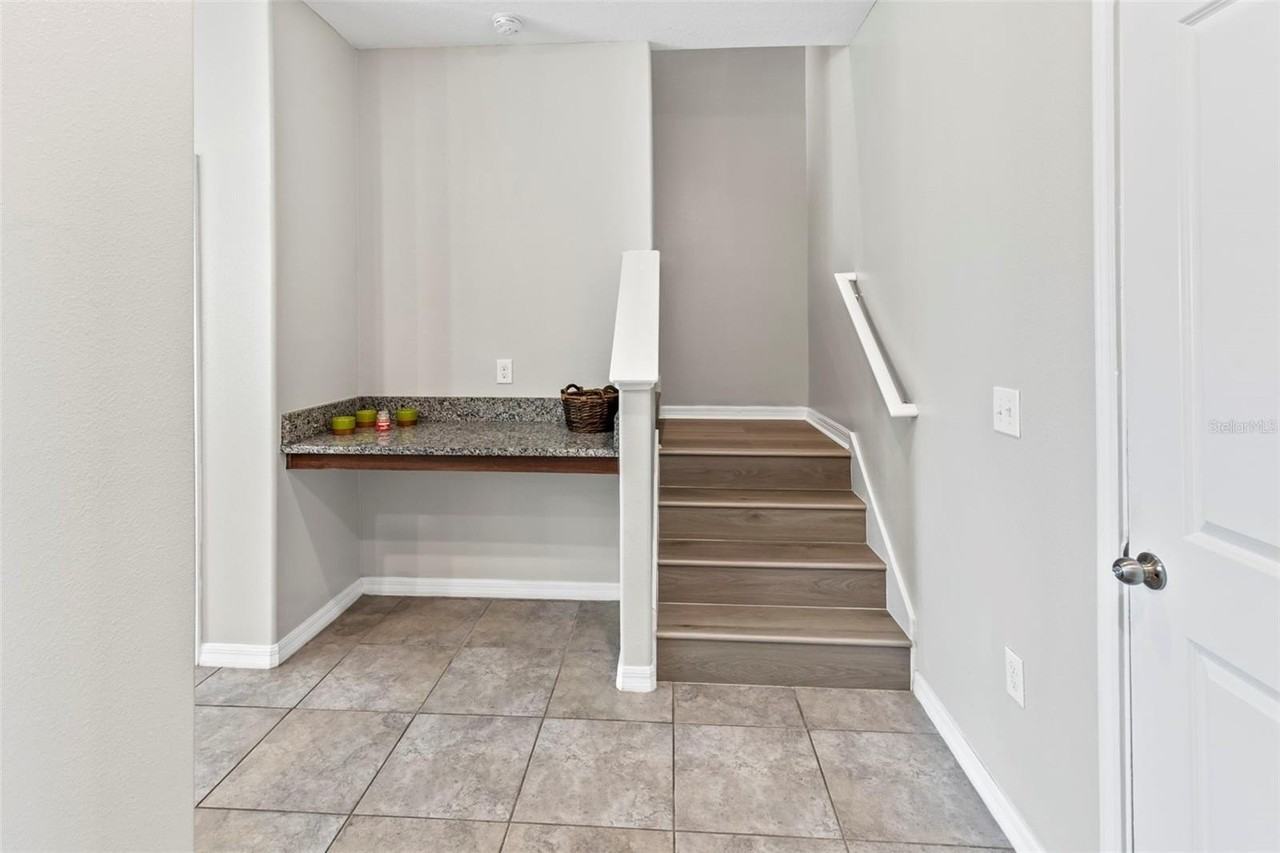 15504 Florence Hollow Pl - Photo 5 of 40