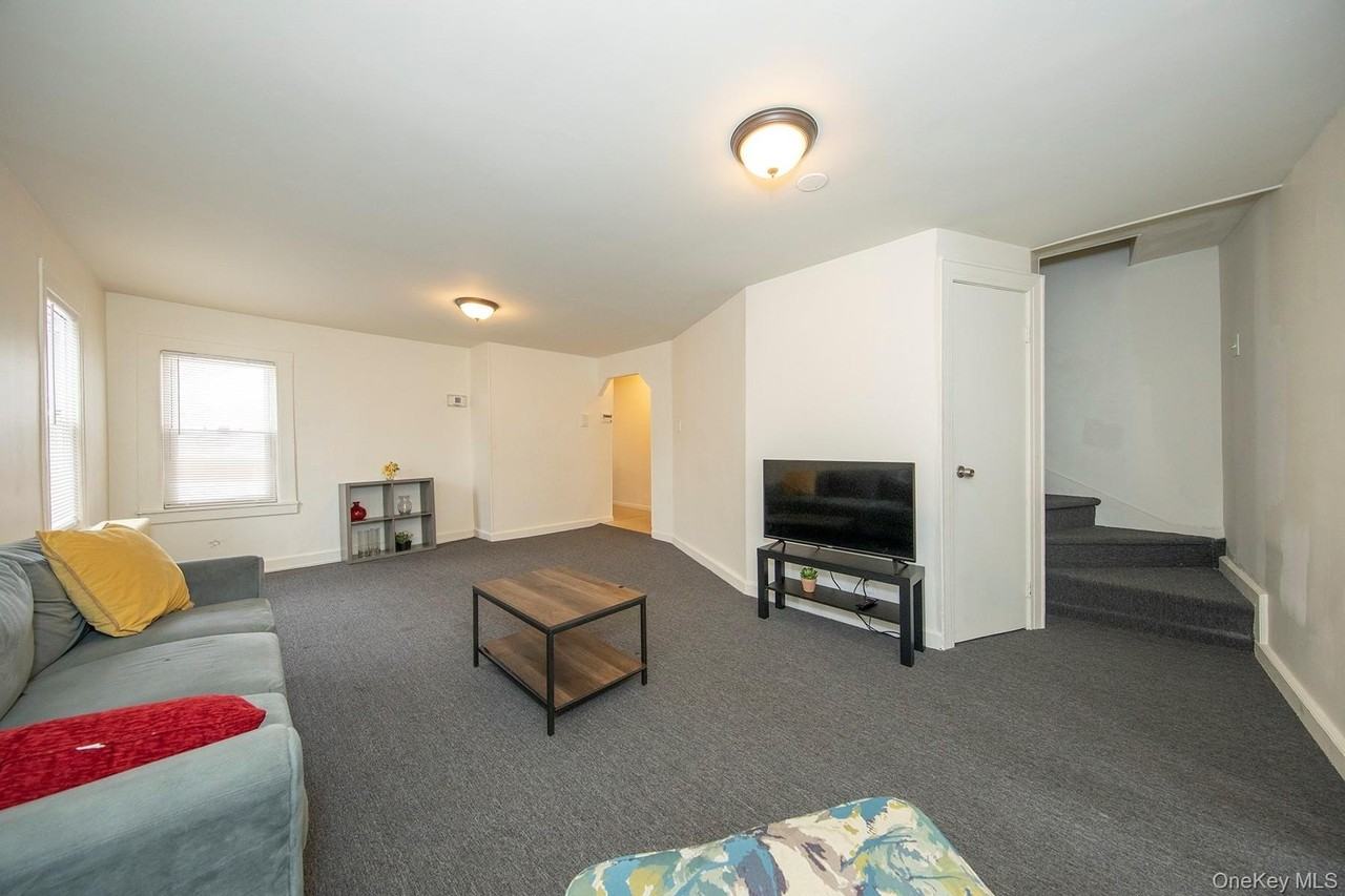 72 Pearsall Ave ## 74 - Photo 5 of 13