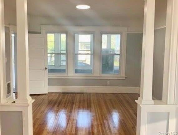 30 Manitou Ave - Photo 7 of 10