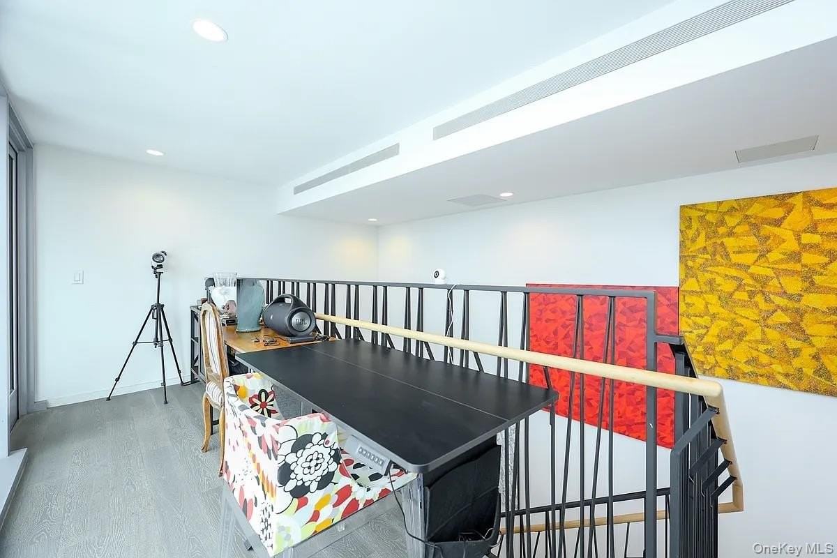 13336 37th Ave #PH3B - Photo 5 of 32
