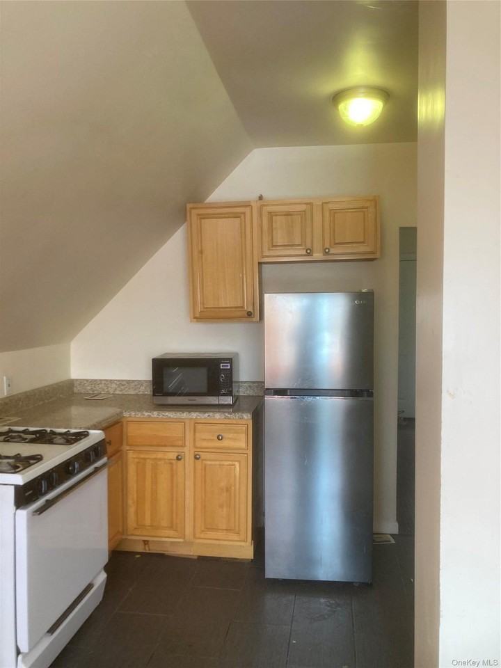 117 Morris St - Photo 3 of 5