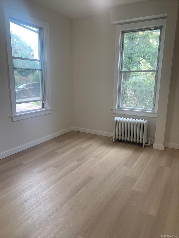 36 4th St #1 - Photo 5 of 10