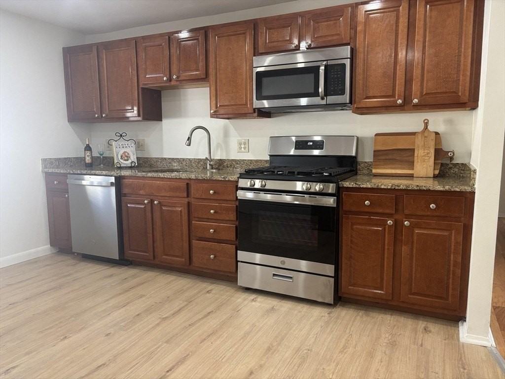 146 Willow St #22 - Photo 7 of 17