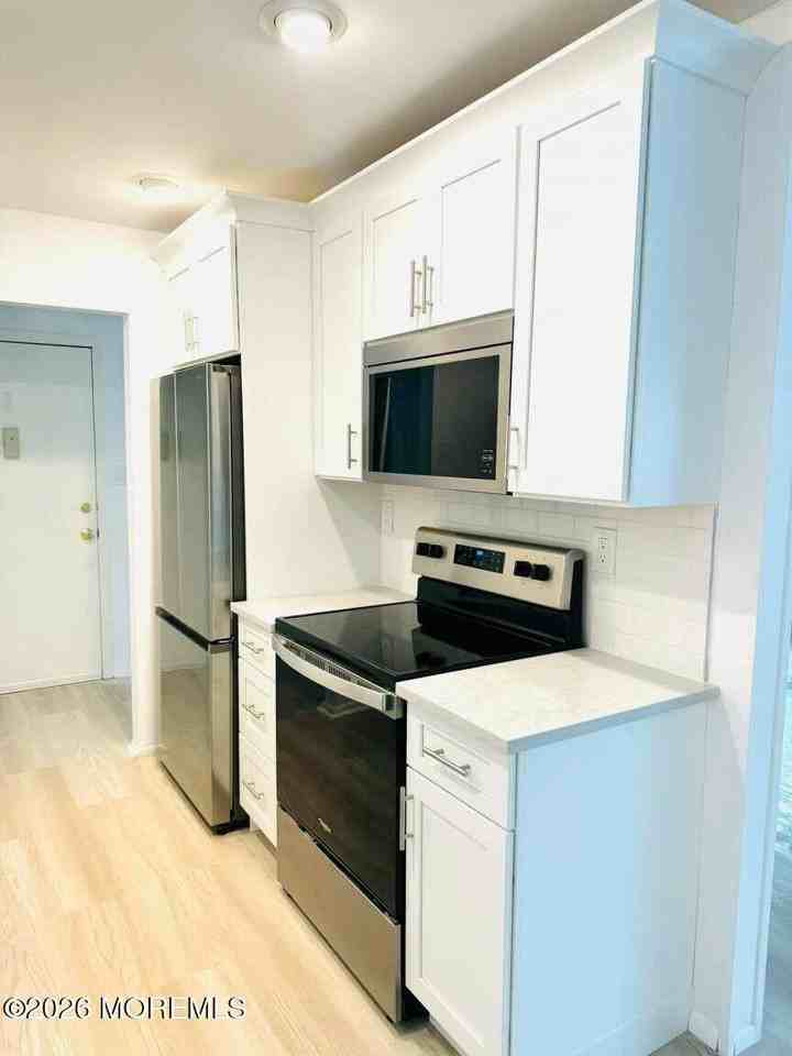 175 Amberly Dr #A - Photo 2 of 21