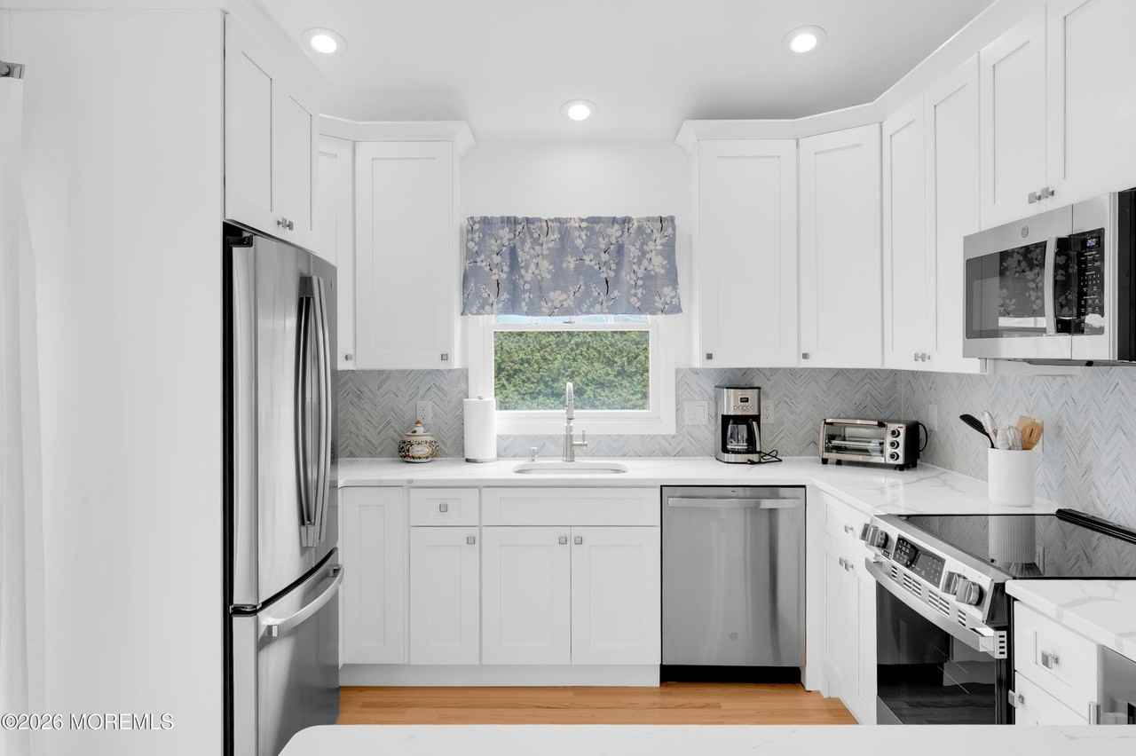 41A Mount St - Photo 3 of 33