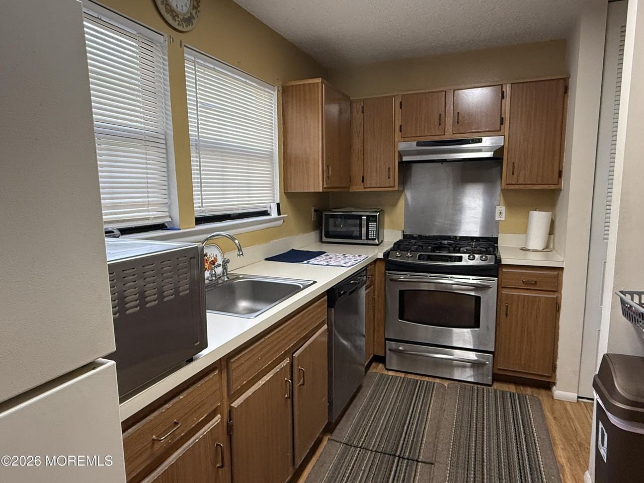 187 Azalea Cir - Photo 4 of 13
