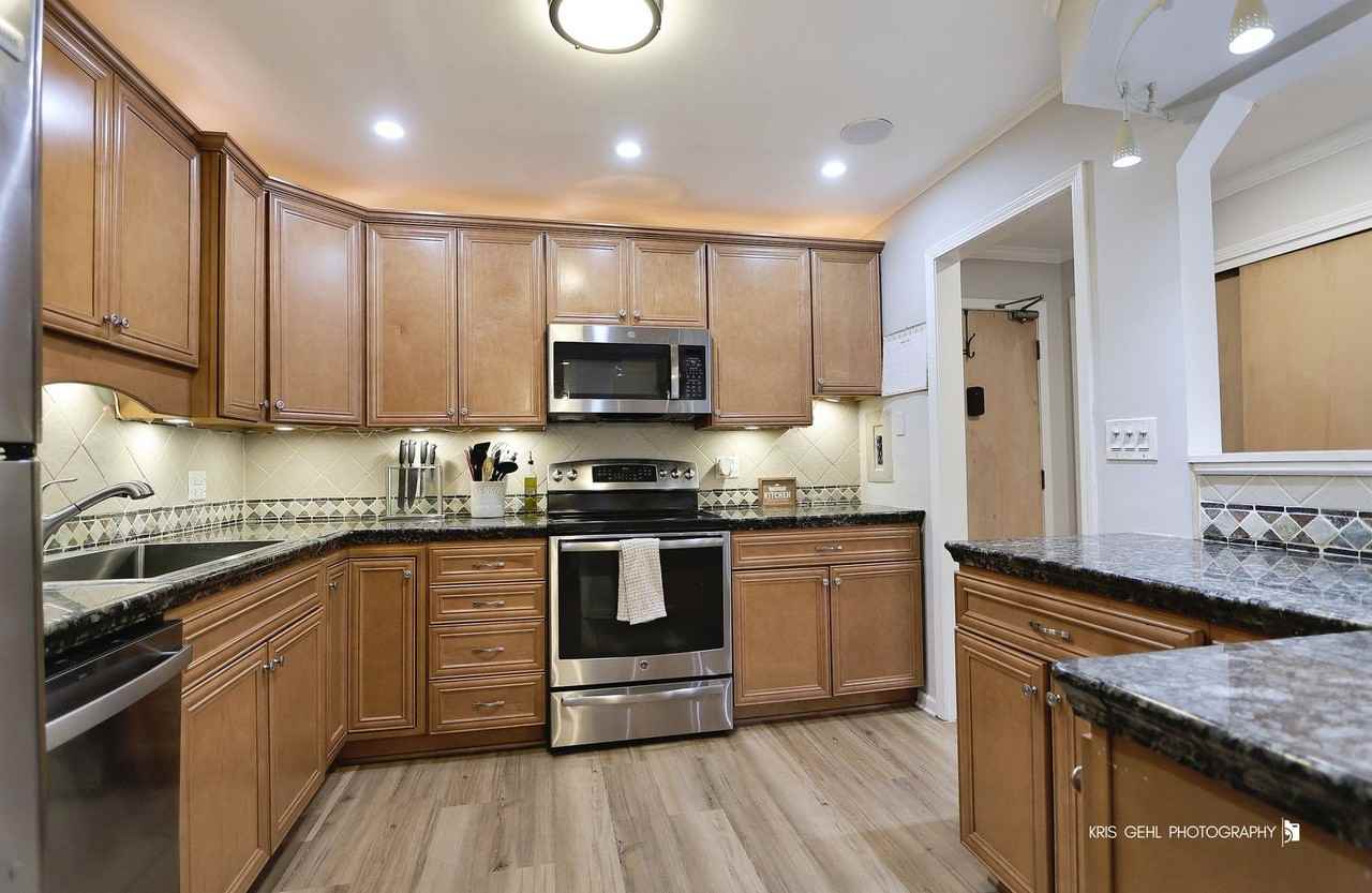 510 W Miner St #1D - Photo 4 of 22