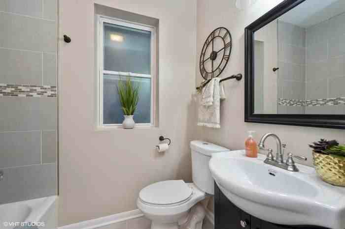 7734 S Essex Ave #2 - Photo 7 of 14