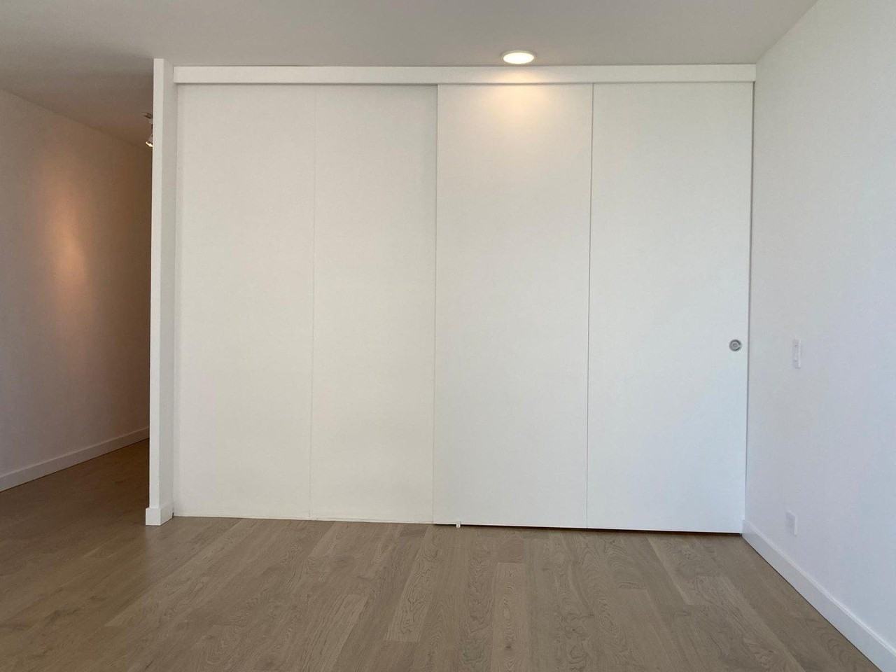2400 N Lakeview Ave #1016 - Photo 7 of 18
