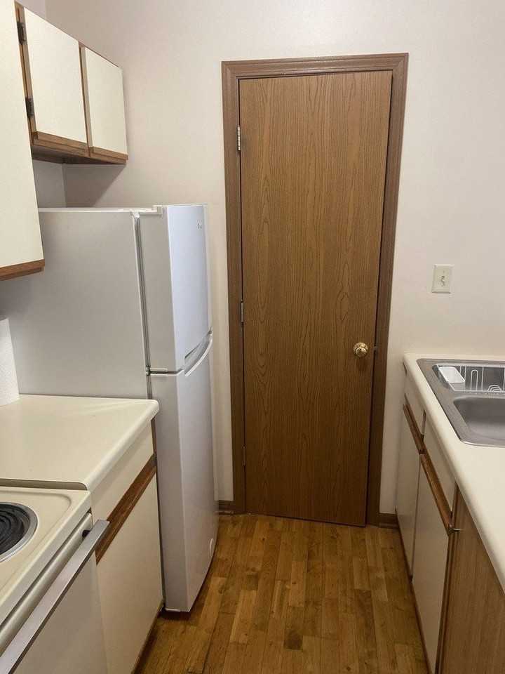 4301 W Shamrock Ln #3D - Photo 4 of 11