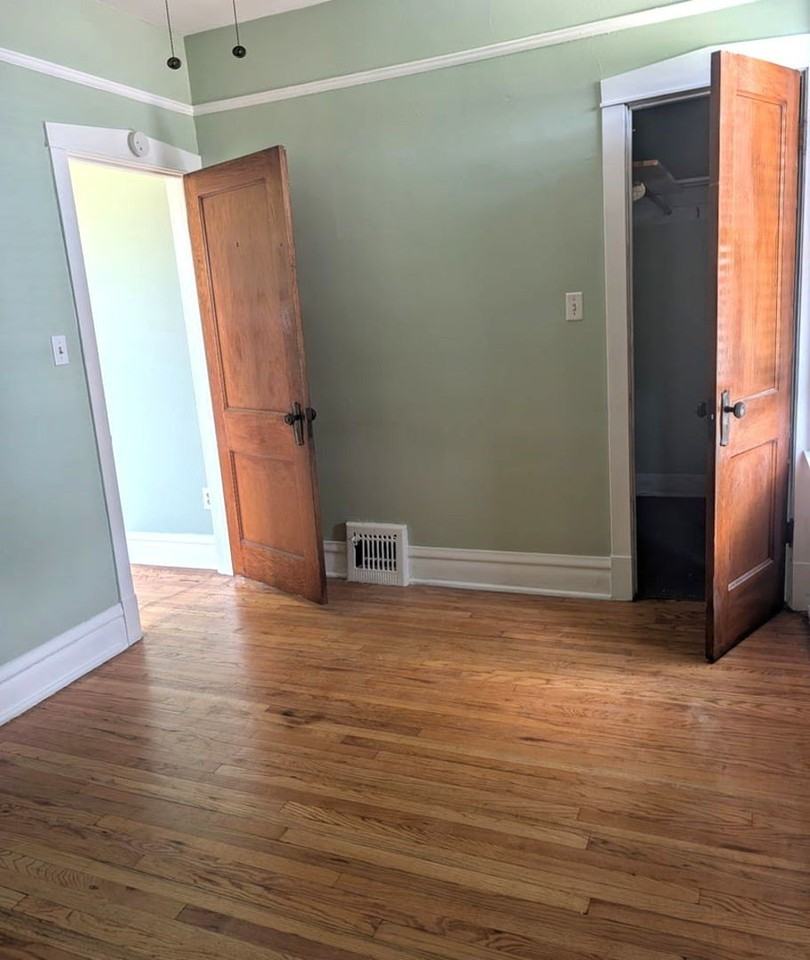 1900 Harvey Ave #2W - Photo 2 of 9