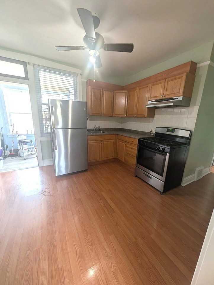 1900 Harvey Ave #2W - Photo 7 of 9