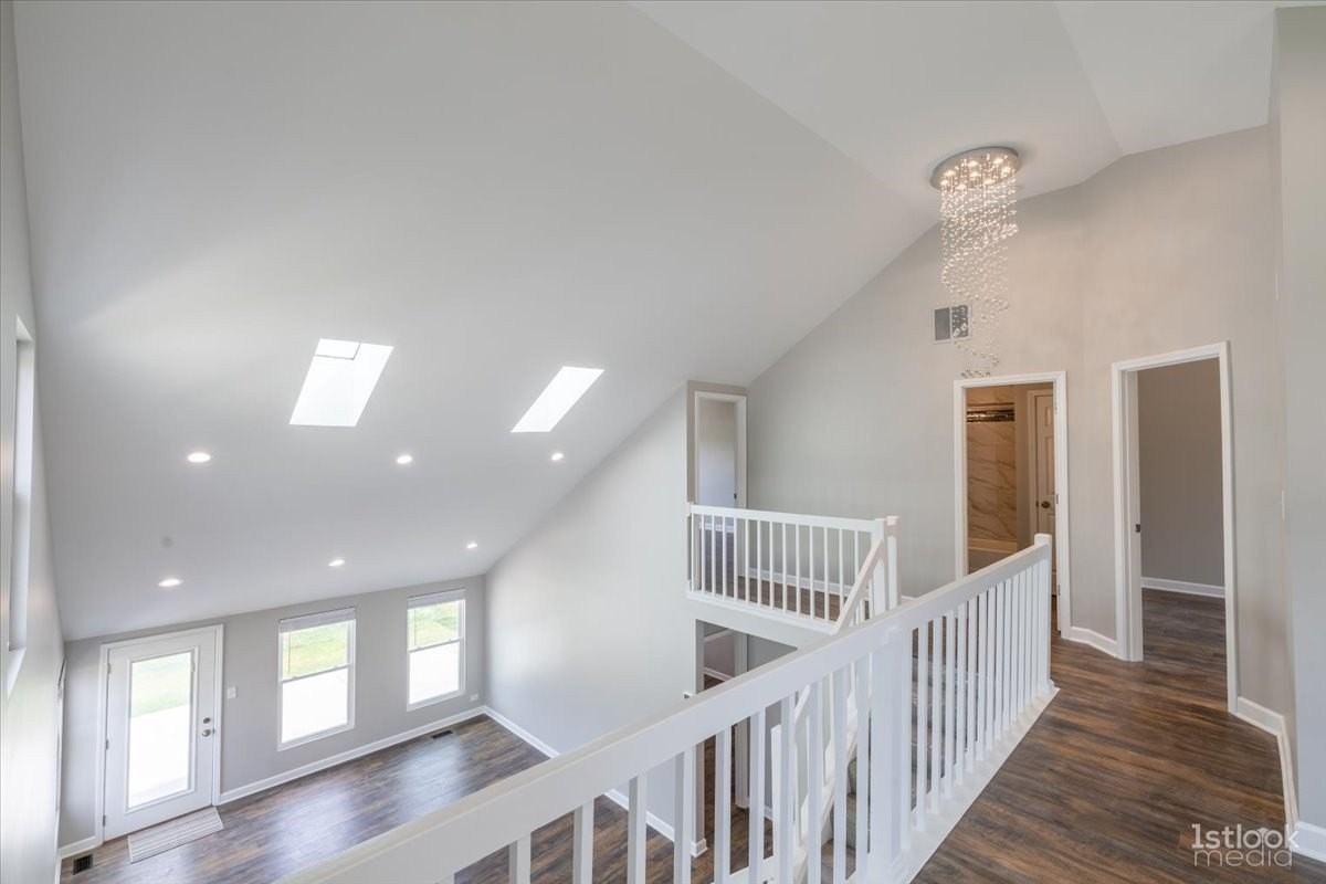 1801 Shetland Rd - Photo 5 of 19
