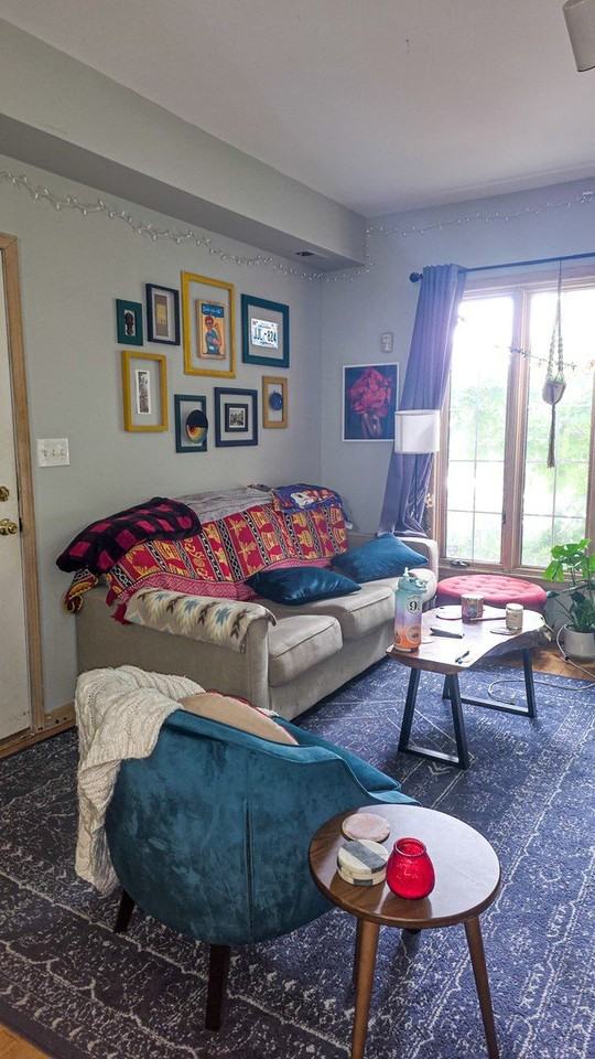 1442 W Chestnut St #1 - Photo 3 of 10