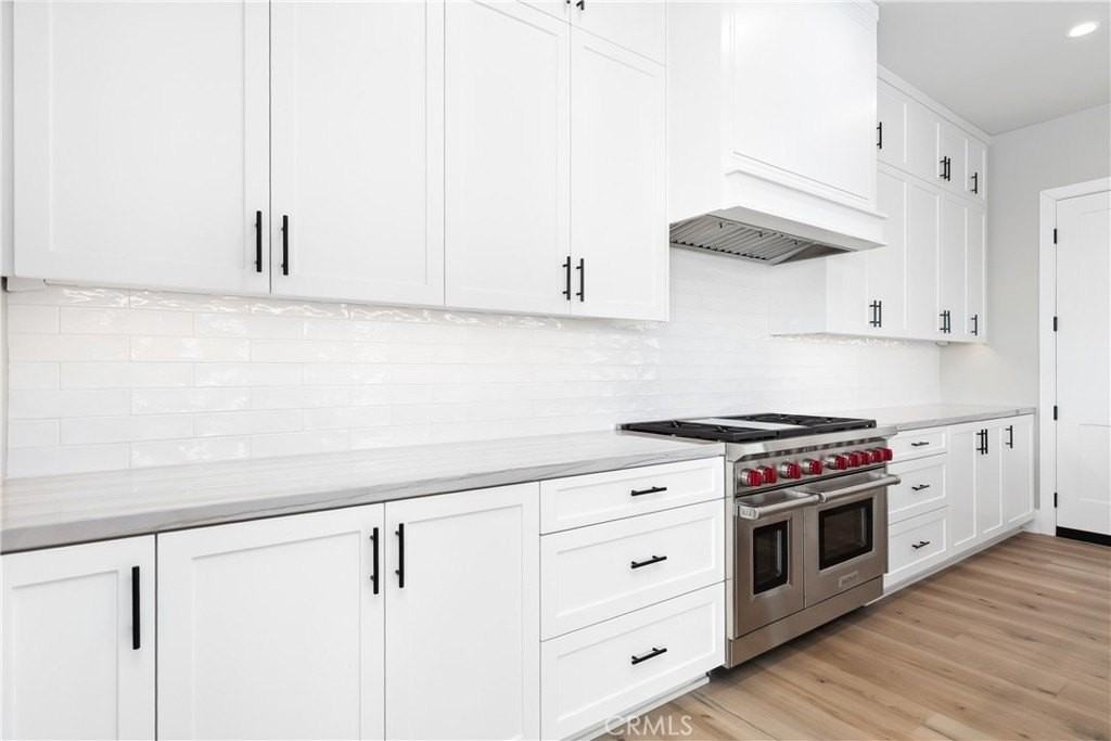 127 Oakstone - Photo 7 of 30
