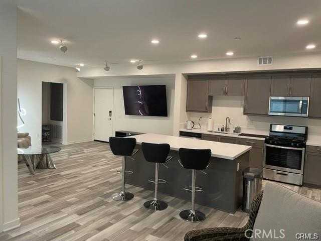 11068 Cabana Dr - Photo 2 of 14