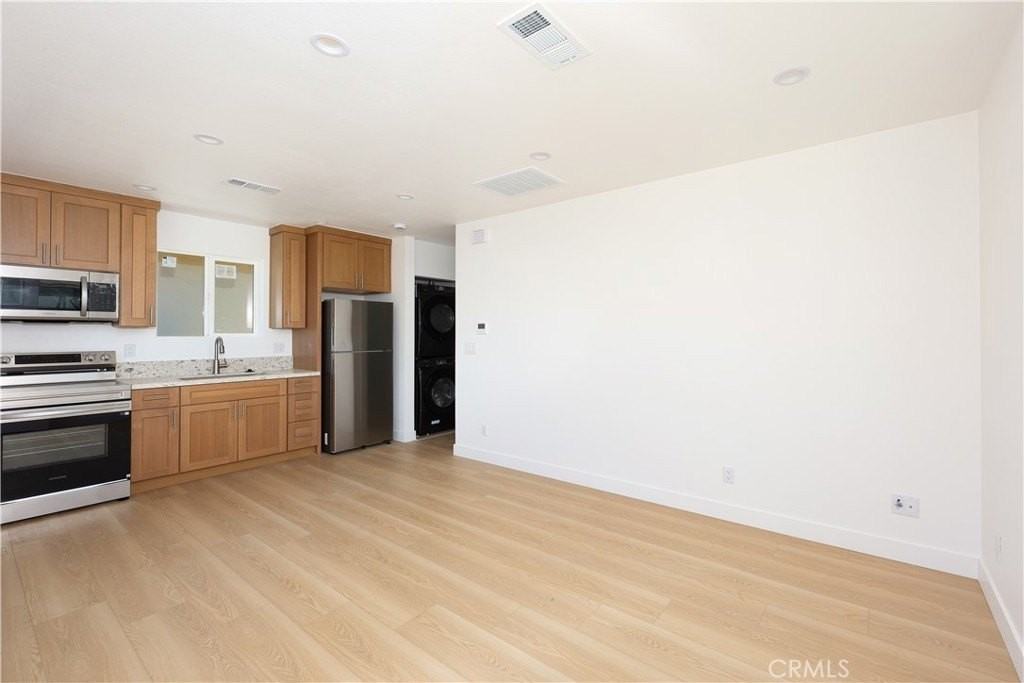10520 Myrtle St #A - Photo 6 of 14