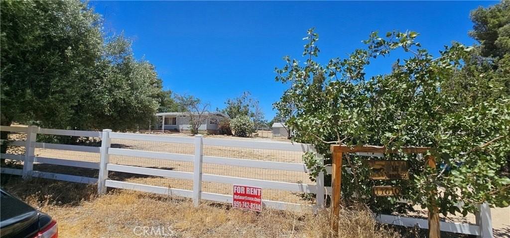 11010 Valle Vista Rd - Photo 2 of 28