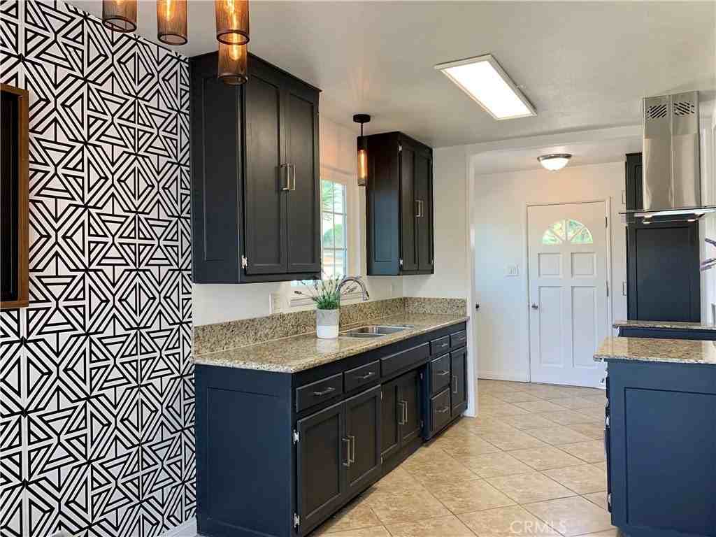 11105 Milano Ave - Photo 7 of 30