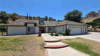 20800 Regency Ct - Photo 1 of 1