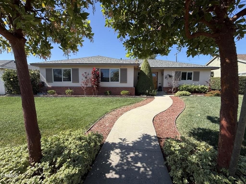 453 Eastwood Dr