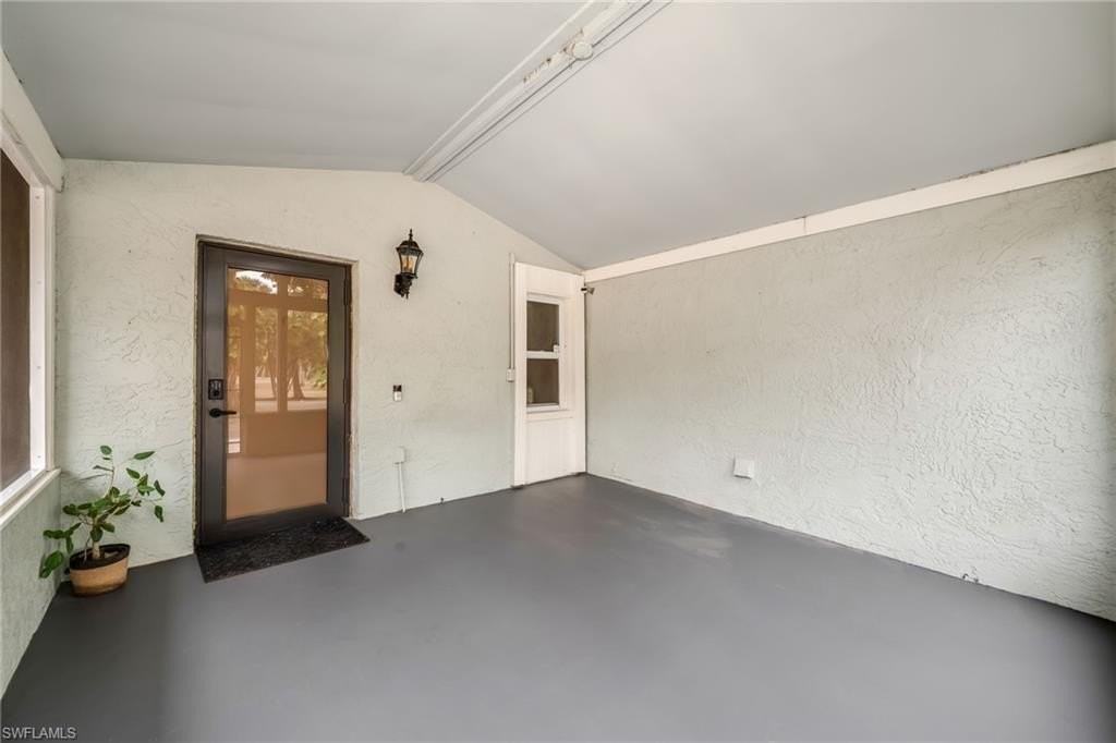 1840 23rd St Sw - Photo 2 of 32