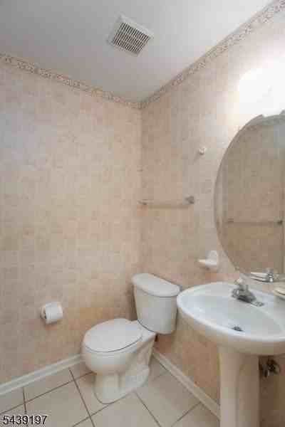 106 Wallace Ct - Photo 6 of 16
