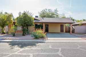 featured image of 215 N Kachina