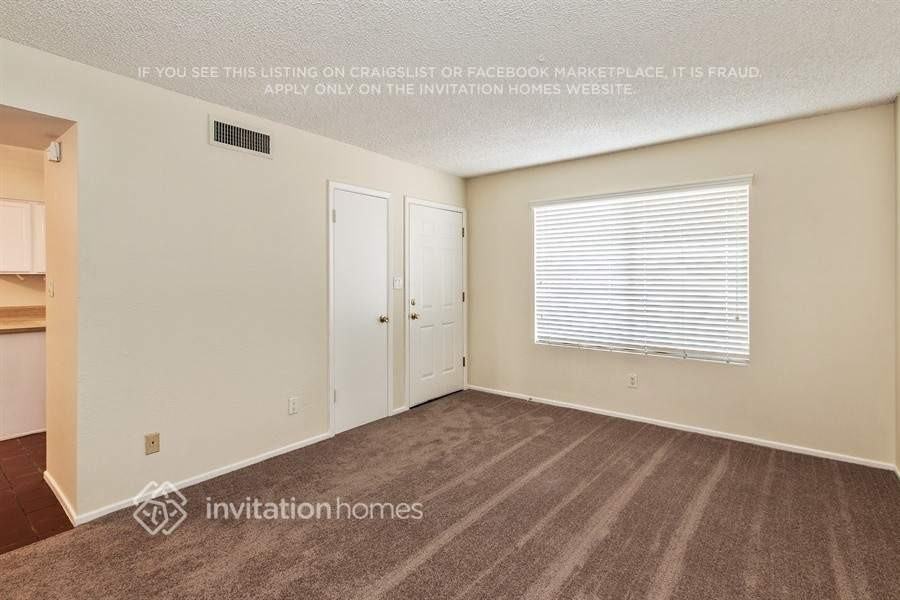 215 N Kachina - Photo 4 of 19