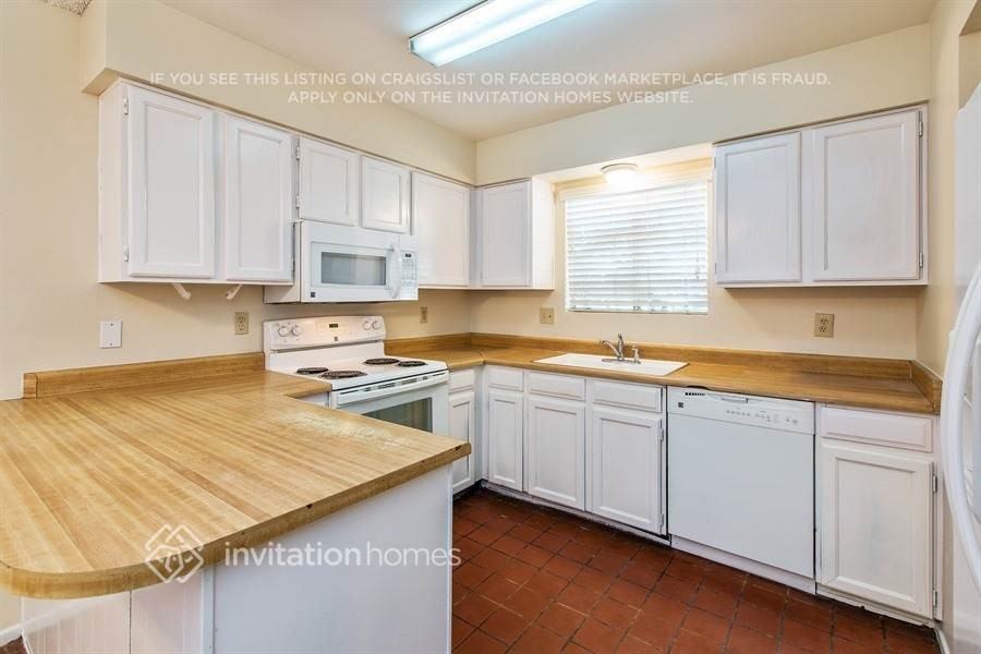 215 N Kachina - Photo 6 of 19