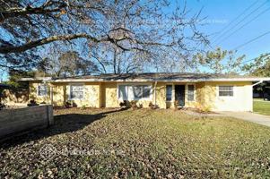 featured image of 1868 East Dr