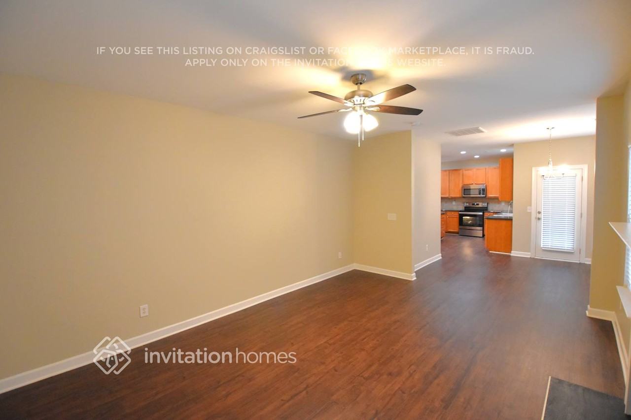466 Pier Point Ct Nw - Photo 5 of 15