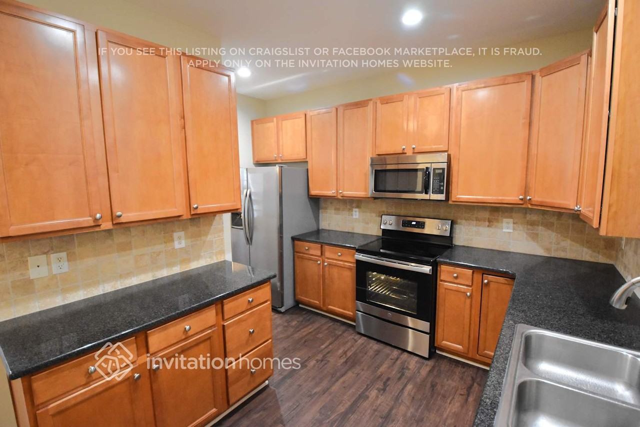 466 Pier Point Ct Nw - Photo 7 of 15
