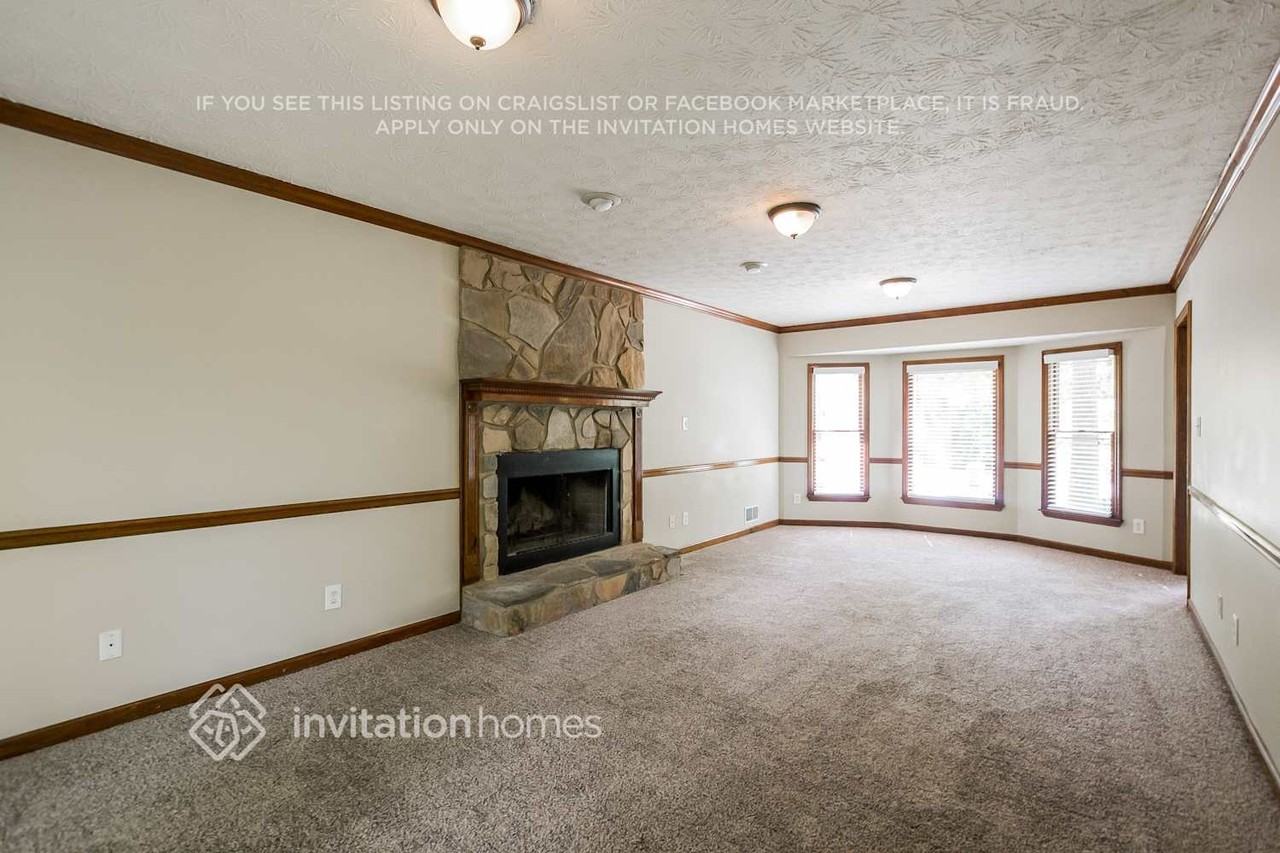 5130 Brownwood Dr - Photo 4 of 20