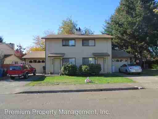 5439 Nicole Ct SE - Photo 2 of 12