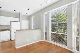 2002 N Fitzhugh Ave #2 - Photo 1 of 1