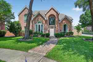 featured image of 3409 Waterbury Ct