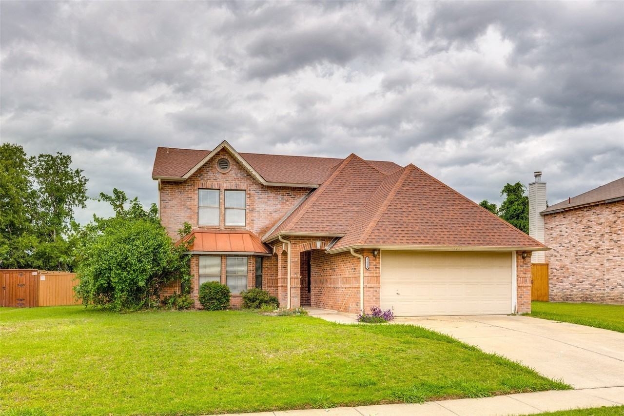 12010 Peachtree Ln