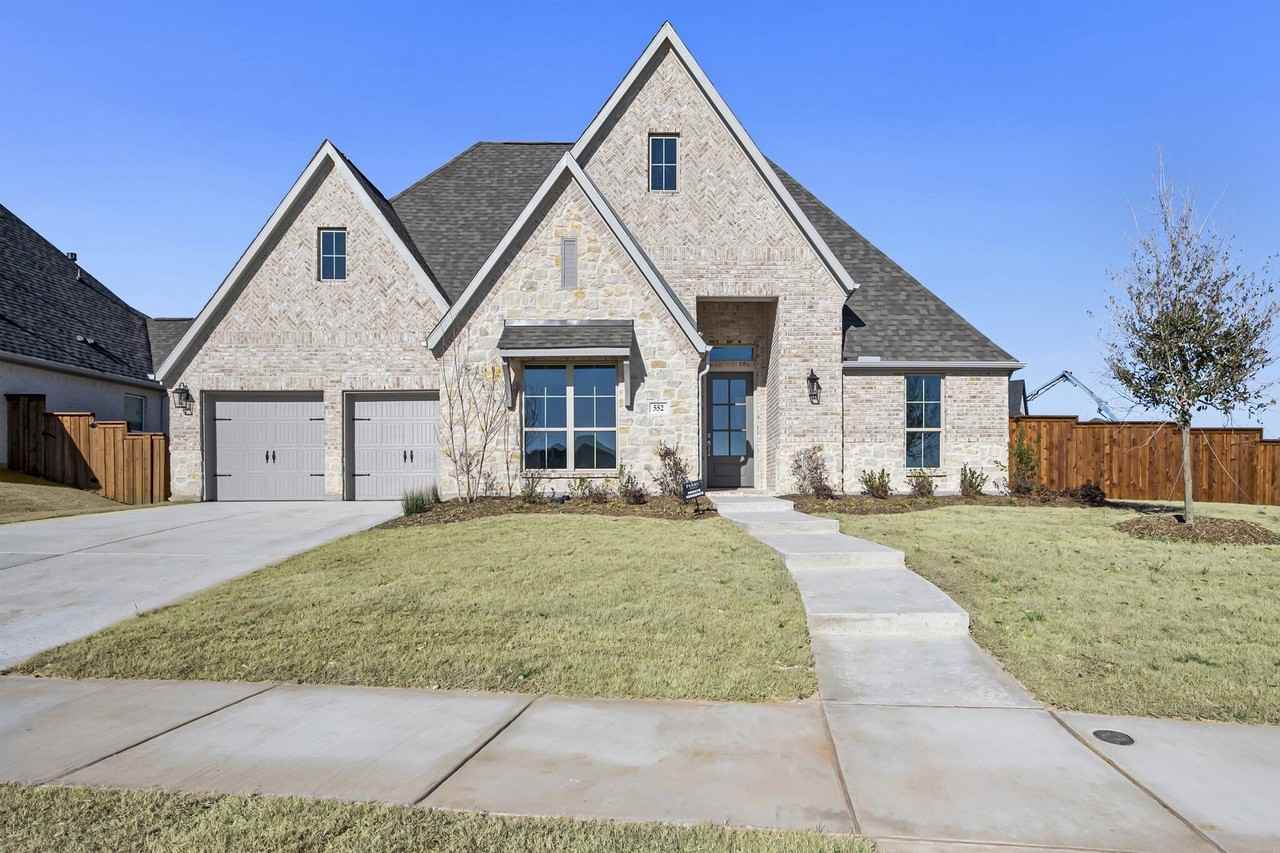 552 Horsetail Way